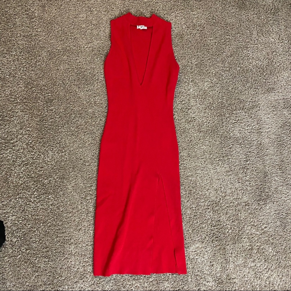 (Necessary) choker neck low v red dress 😍❤️L❤️
